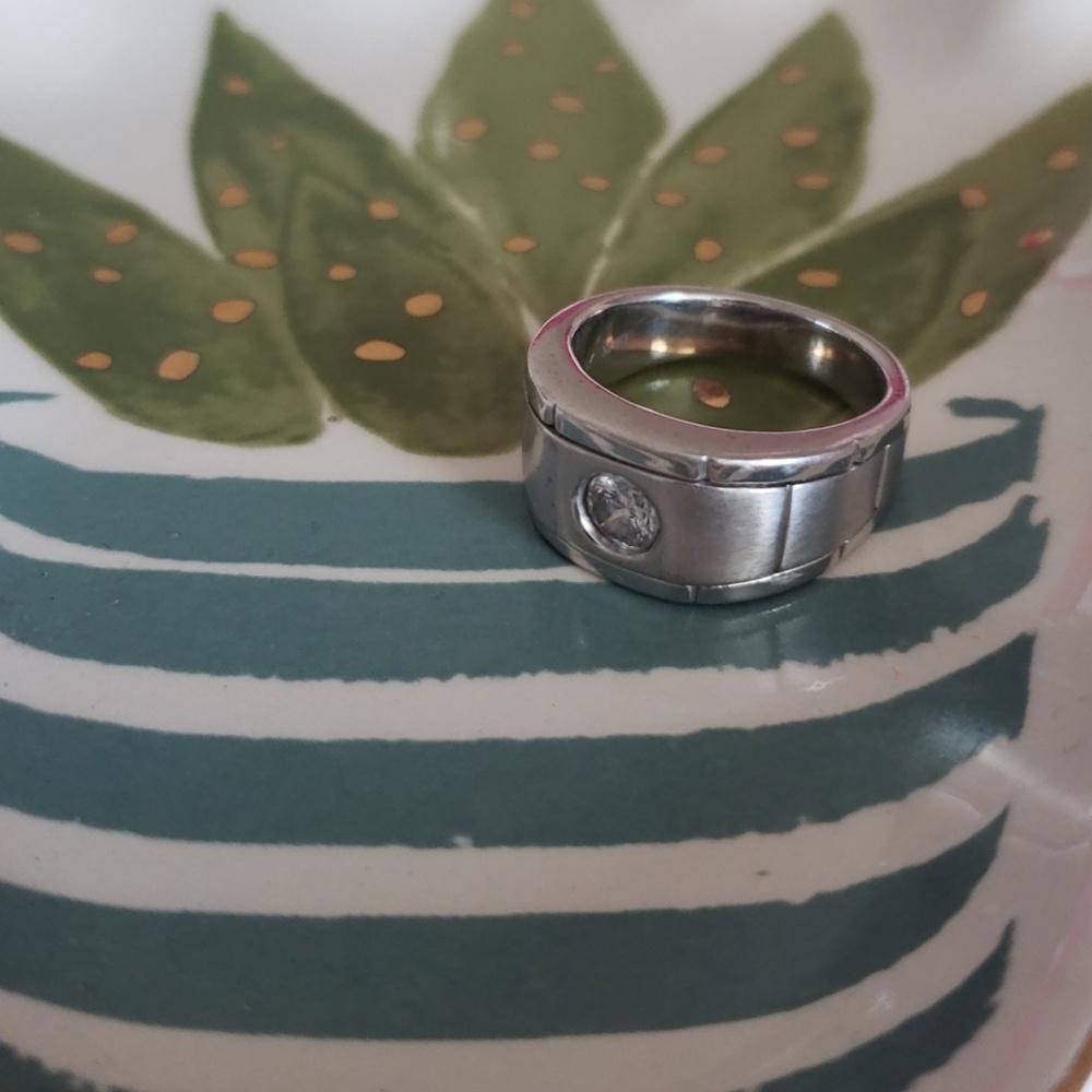 Men's diamond wedding band